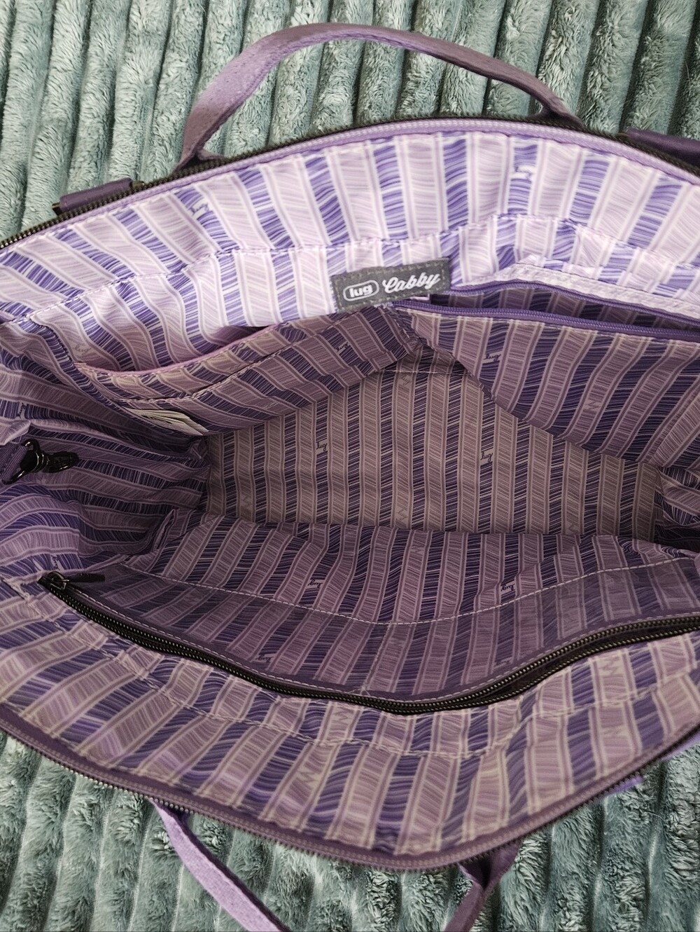 Lug Cabby Tote - Picture 2 of 3
